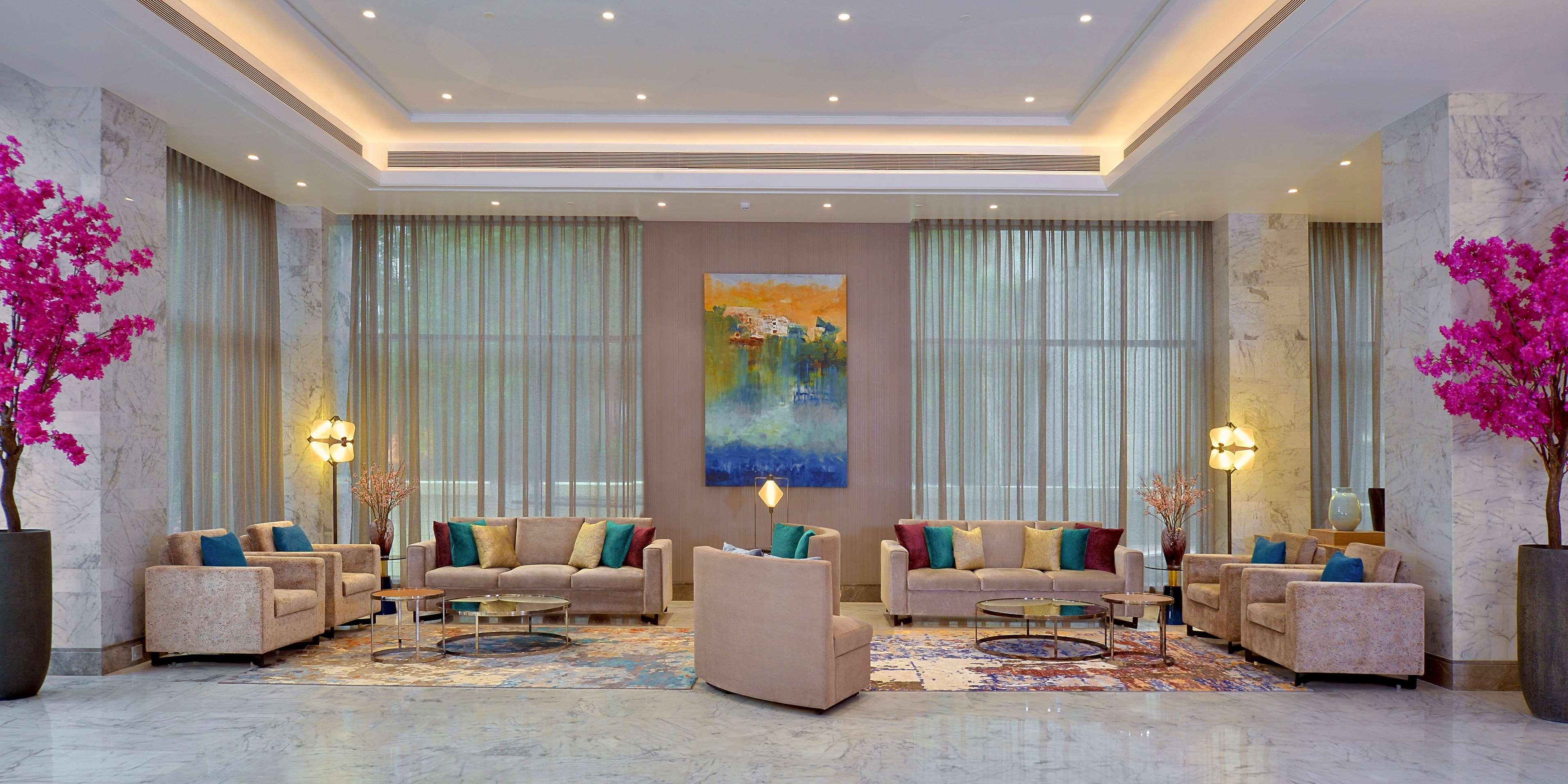 Radisson Mumbai Andheri Midc Eksteriør billede Lobby